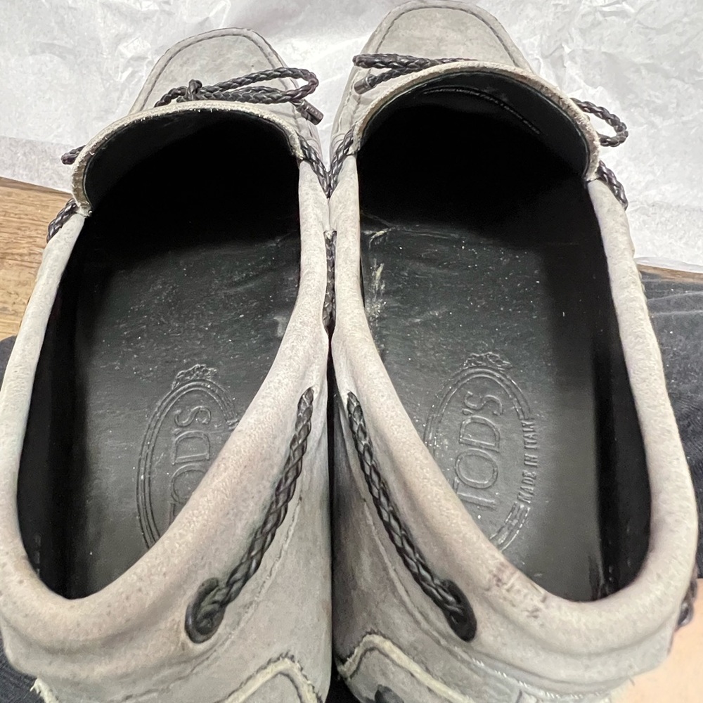 Tod's Men's LACCETTO Gommino Suede Gray Driving Loafers Size 7.5 Box & Dust Bag - Picture 6 of 11